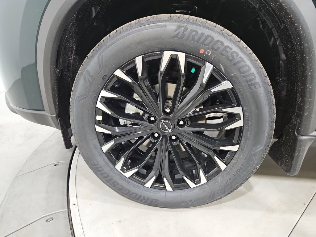 New 2026 Nissan Rogue SV image 27