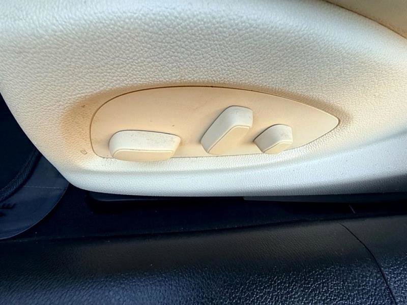 Used 2018 Cadillac CTS Luxury image 17