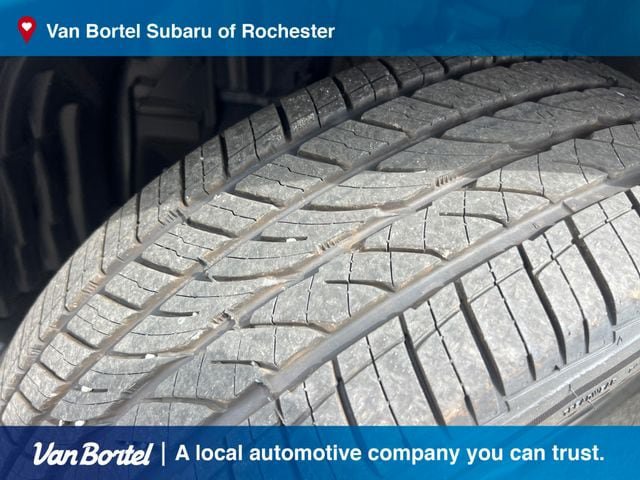 Used 2023 Subaru Forester Limited AWD/4WD image 10