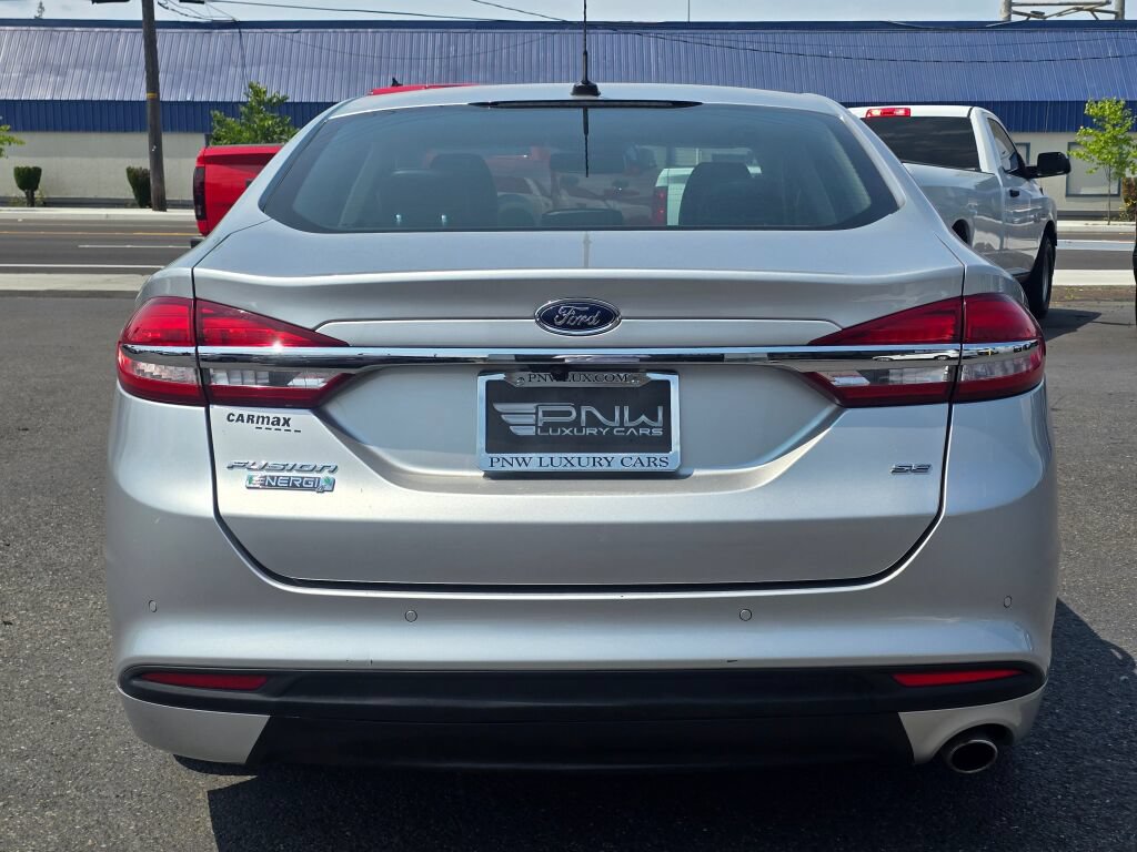 Used 2017 Ford Fusion Energi SE FWD image 7