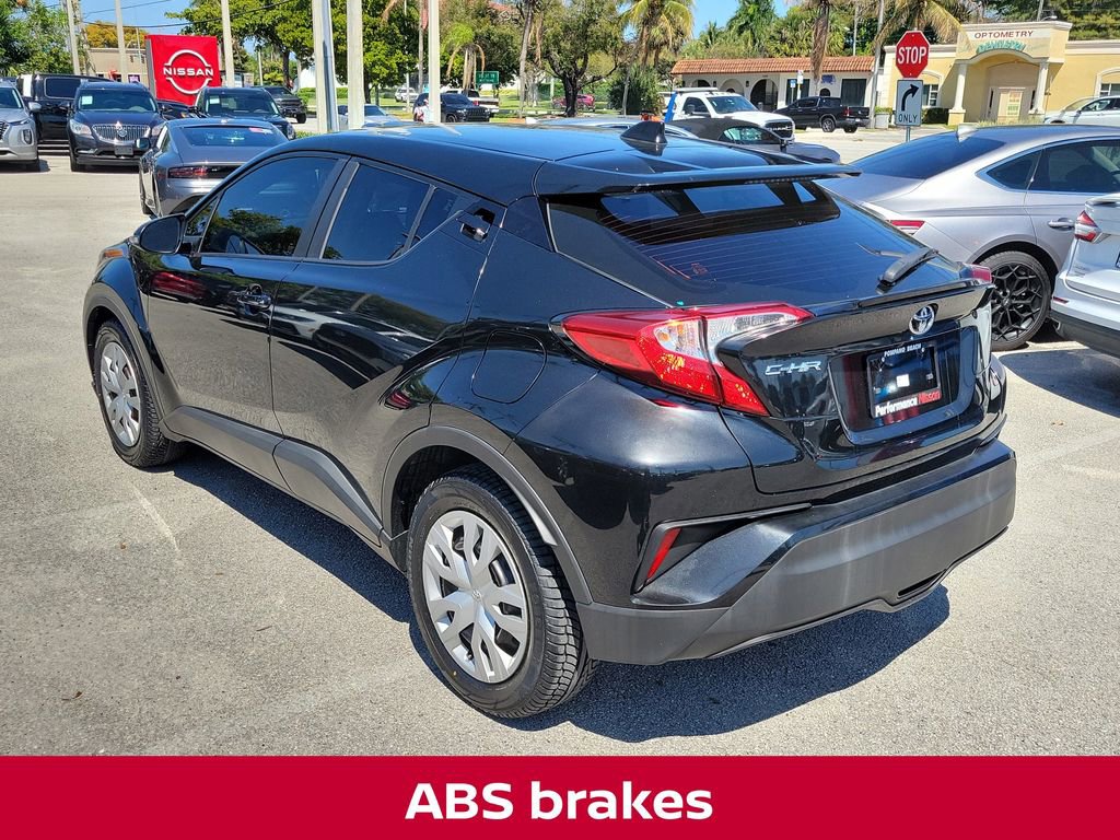 Used 2020 Toyota C-HR LE image 6