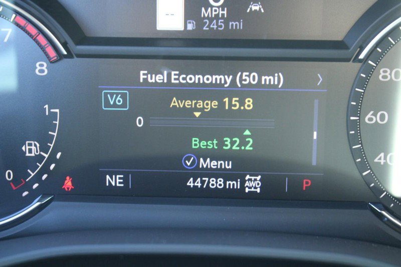 Used 2022 Cadillac XT5 Premium Luxury w/ LPO, Floor Liner Package image 20