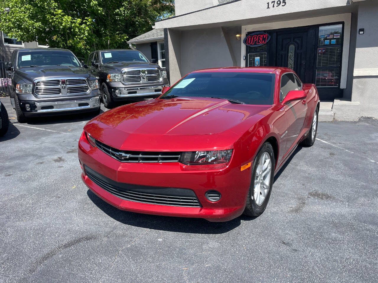 Used 2014 Chevrolet Camaro LS RWD image 2