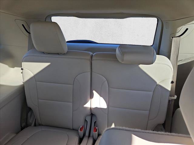 Used 2021 GMC Acadia Denali w/ Denali Technology Package FWD image 22