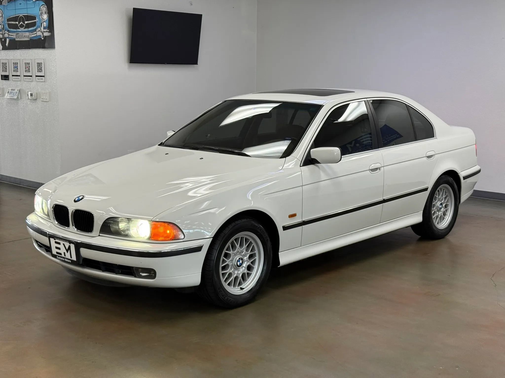 Used 2000 BMW 528i Sedan RWD image 4