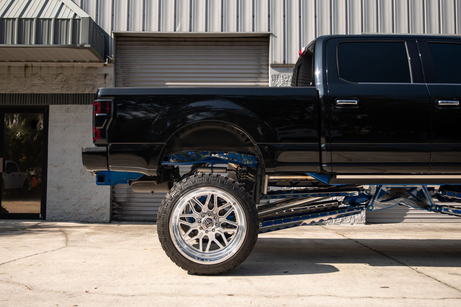 Used 2017 Ford F250 Platinum w/ Platinum Ultimate Package image 24