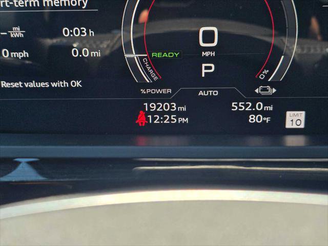 Used 2023 Audi e-tron S Prestige w/ Prestige Package AWD/4WD image 28