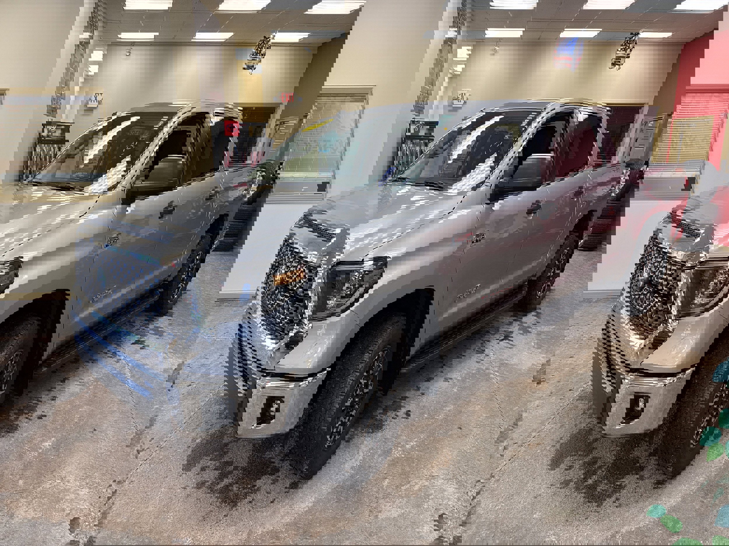 Used 2019 Toyota Tundra SR5 w/ TRD Off Road Package image 3