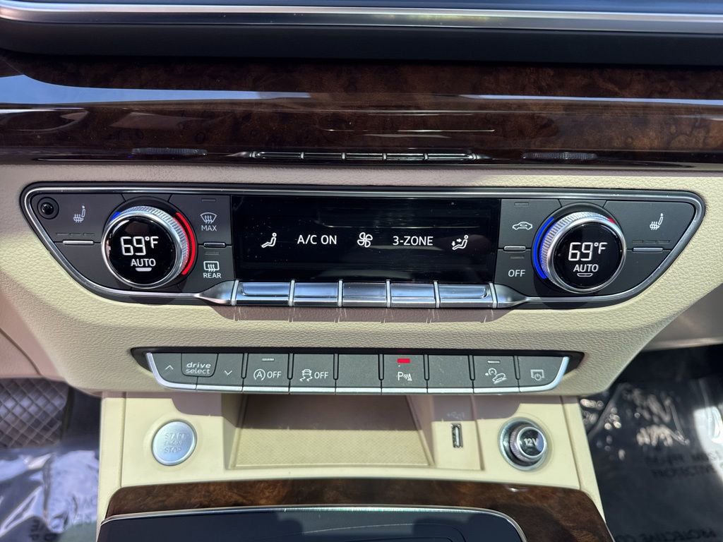 Used 2020 Audi Q5 2.0T Premium w/ Convenience Package image 18