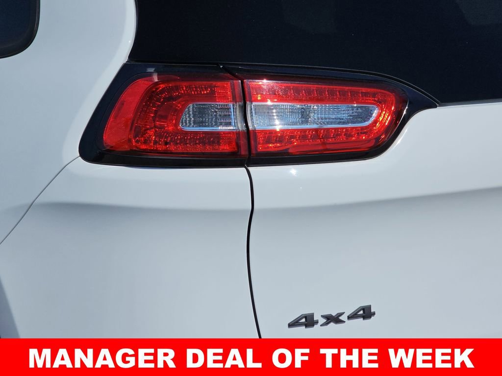 Used 2016 Jeep Cherokee Trailhawk w/ Comfort/Convenience Group image 41