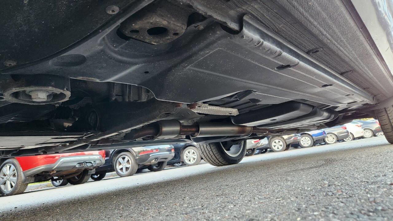 Used 2012 Volkswagen Touareg Executive image 56