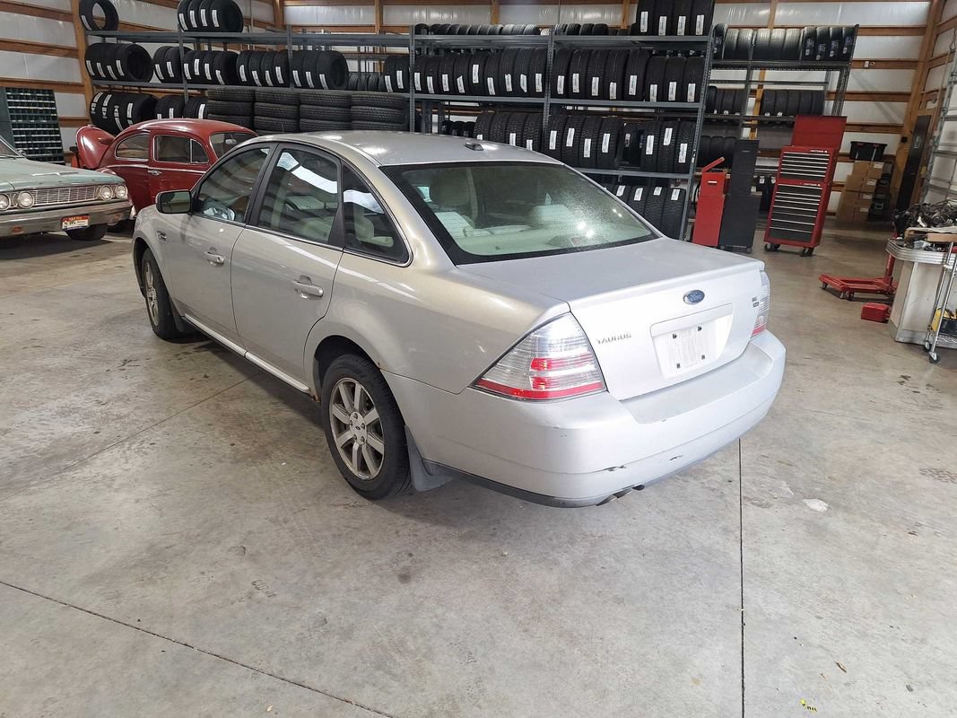 Used 2009 Ford Taurus SEL AWD/4WD image 3