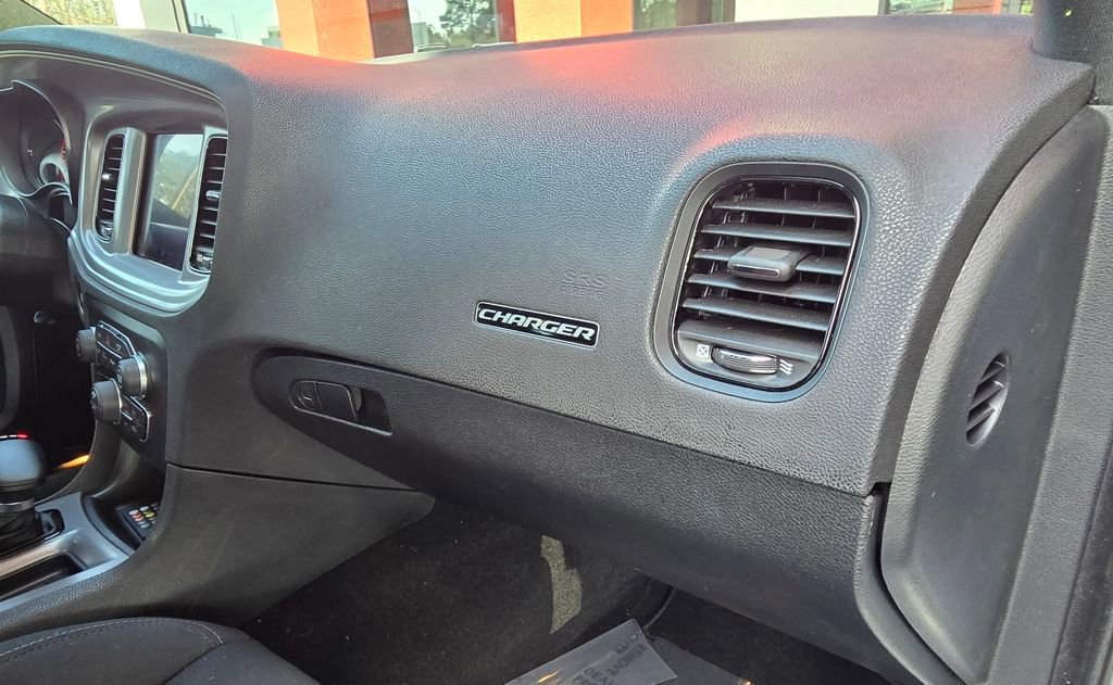 Used 2023 Dodge Charger R/T w/ Blacktop Package image 31