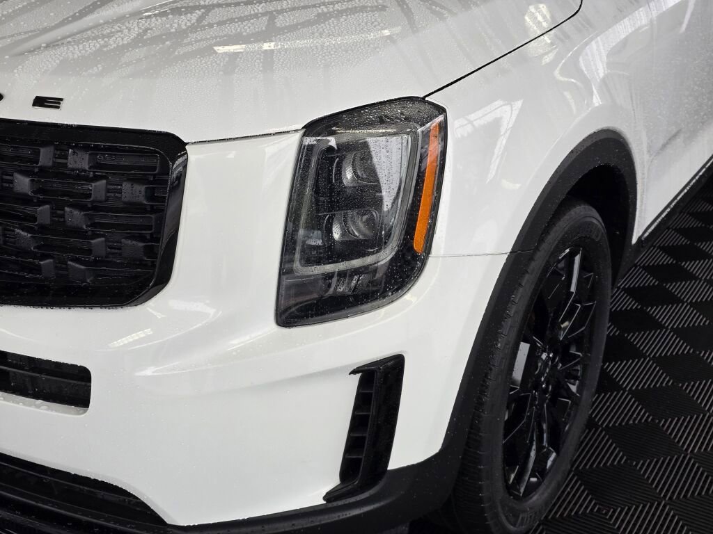 Used 2022 Kia Telluride EX w/ EX Premium Package image 11