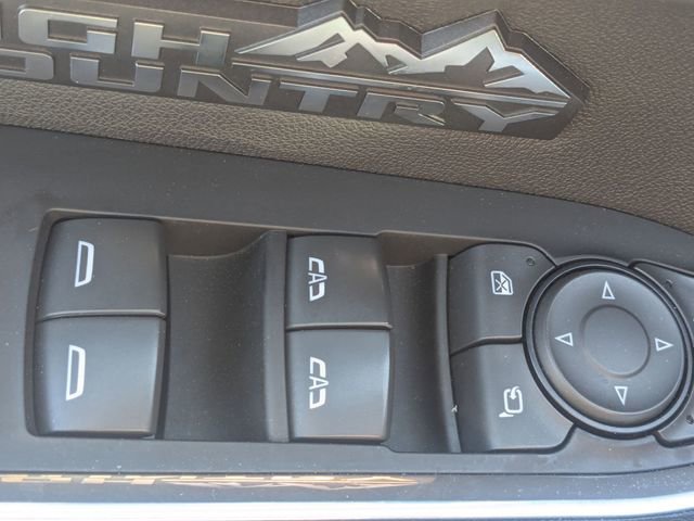Used 2023 Chevrolet Silverado 1500 High Country w/ High Country Premium Package AWD/4WD image 11