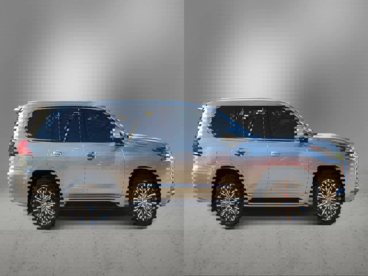 Used 2017 Lexus LX 570 4WD image 9