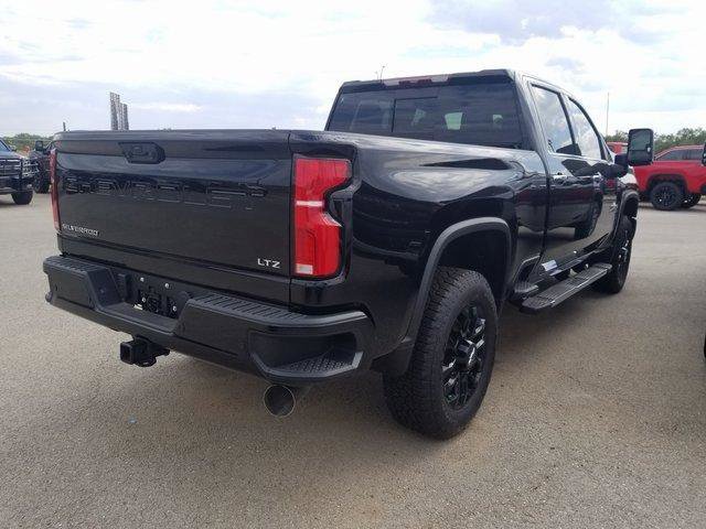 New 2025 Chevrolet Silverado 2500 LTZ w/ Z71 Chrome Sport Edition image 6