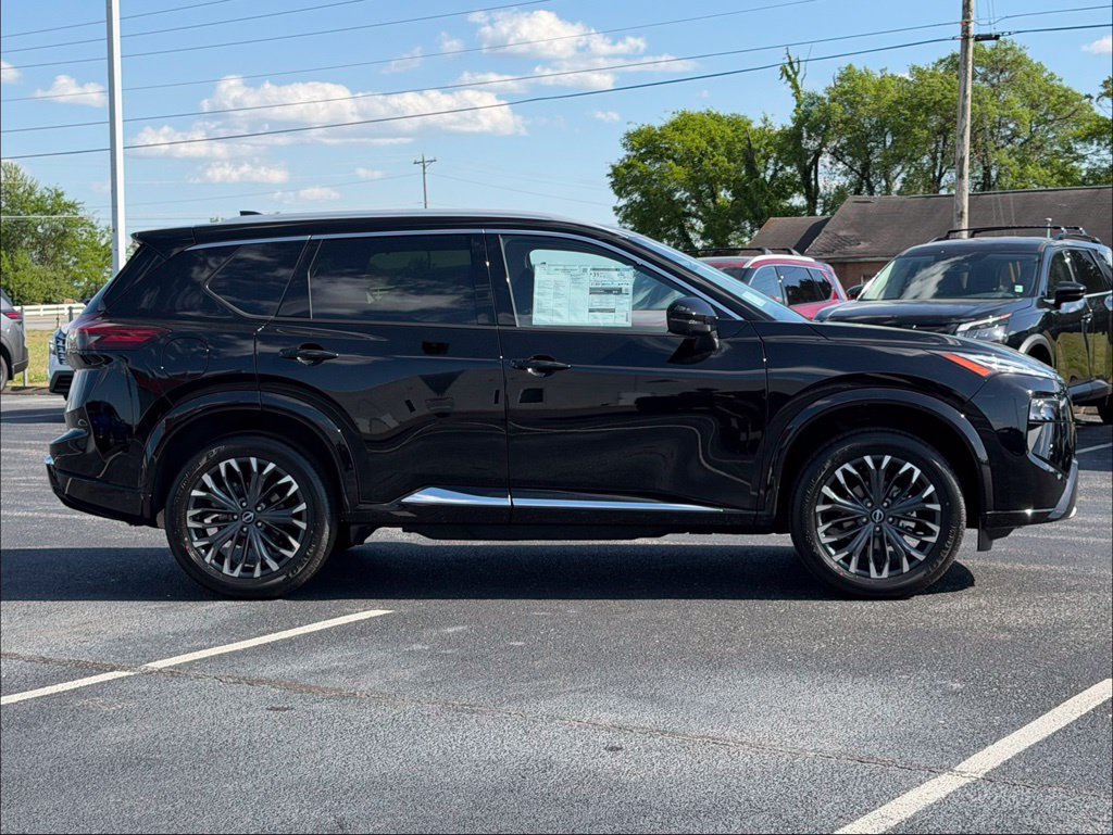New 2026 Nissan Rogue Platinum w/ Platinum Premium Package AWD/4WD image 3