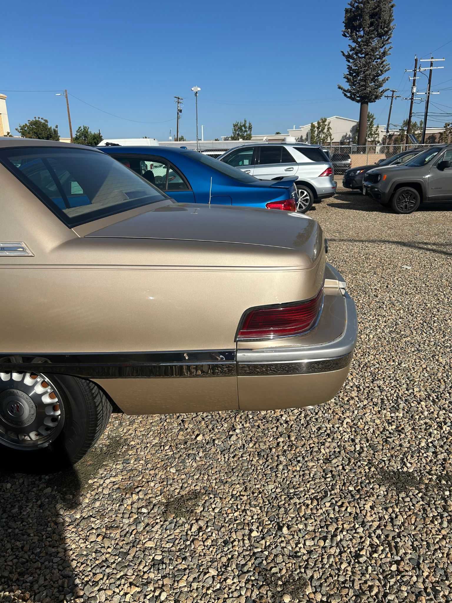 Used 1994 Buick Roadmaster Sedan image 16