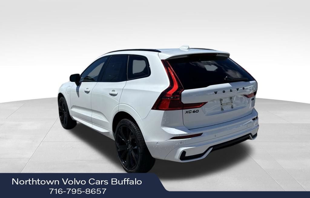 New 2026 Volvo XC60 T8 Ultra w/ Climate Package AWD/4WD image 3