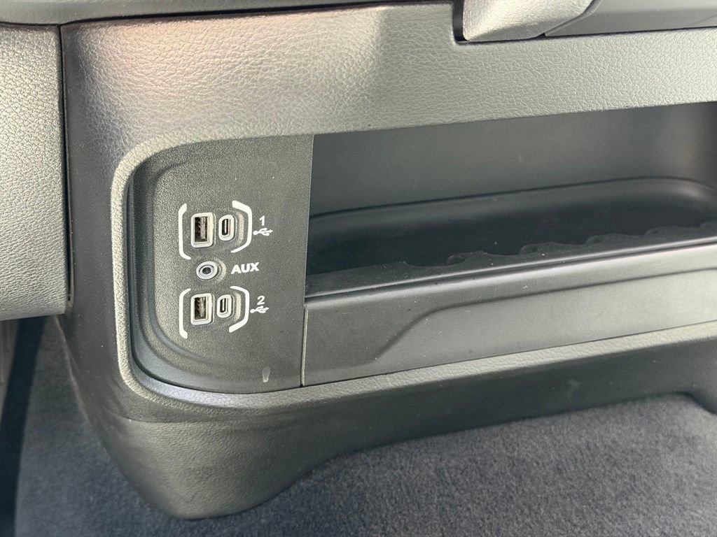 Used 2024 RAM 3500 Big Horn AWD/4WD image 24