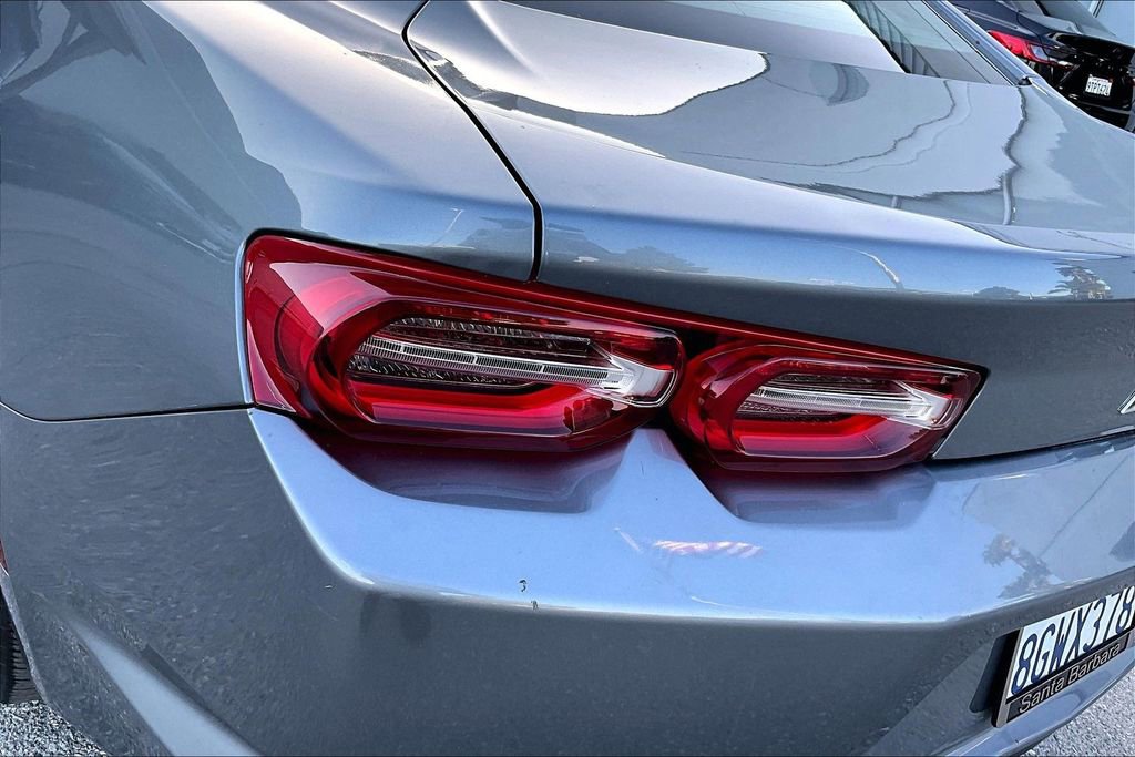 Used 2019 Chevrolet Camaro LT w/ LPO, Camaro Logo Package RWD image 23