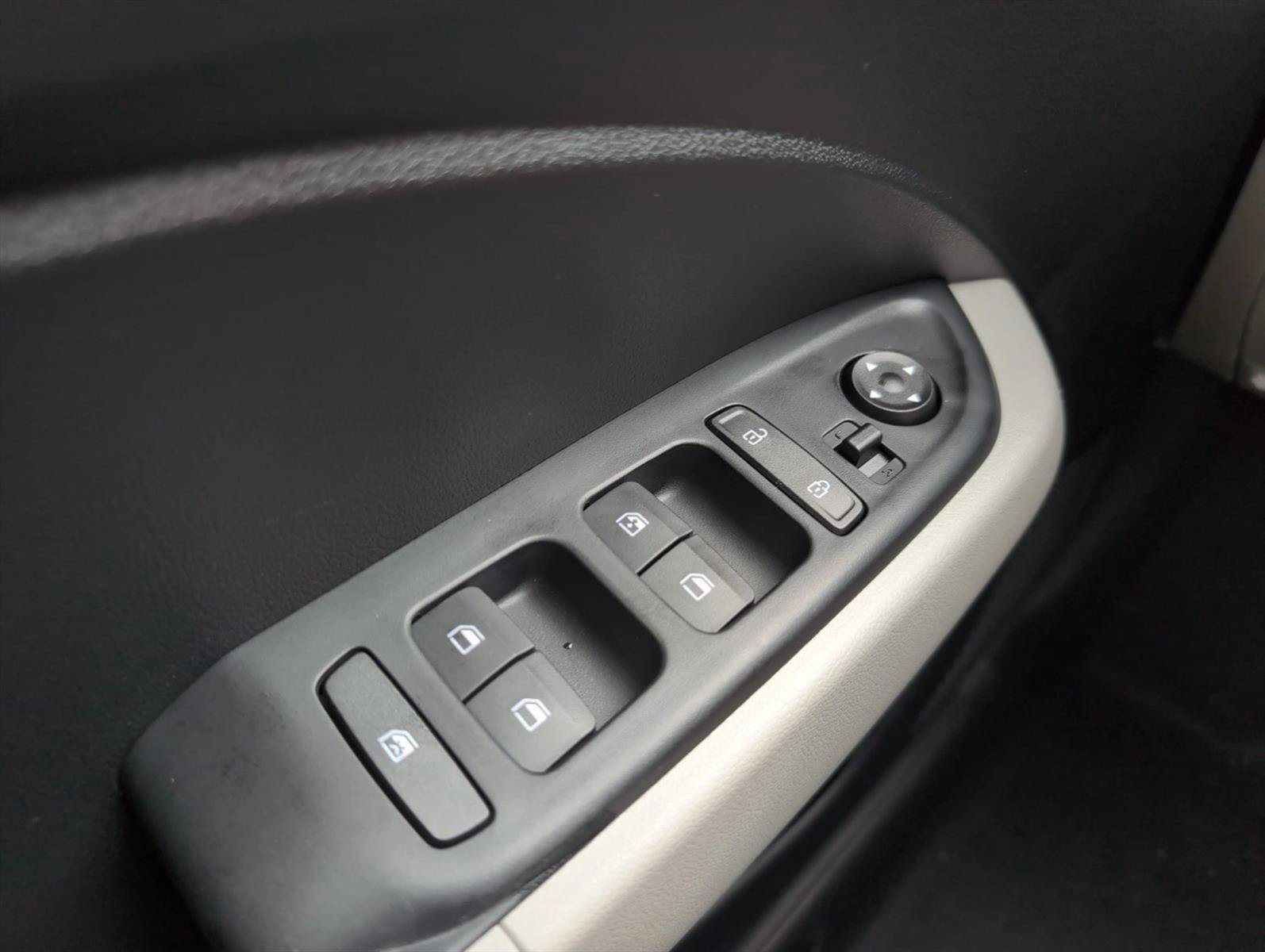 New 2026 Hyundai Venue SEL FWD image 21