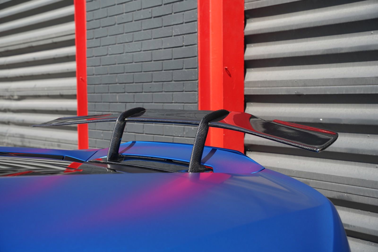 Used 2021 Lamborghini Huracan EVO image 11