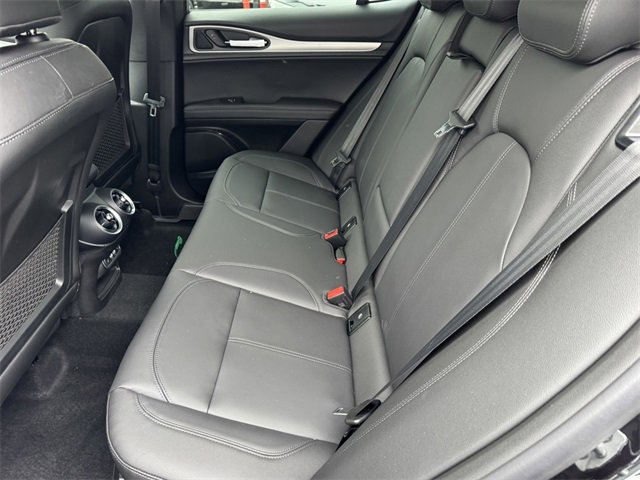 New 2025 Alfa Romeo Stelvio Sprint image 11