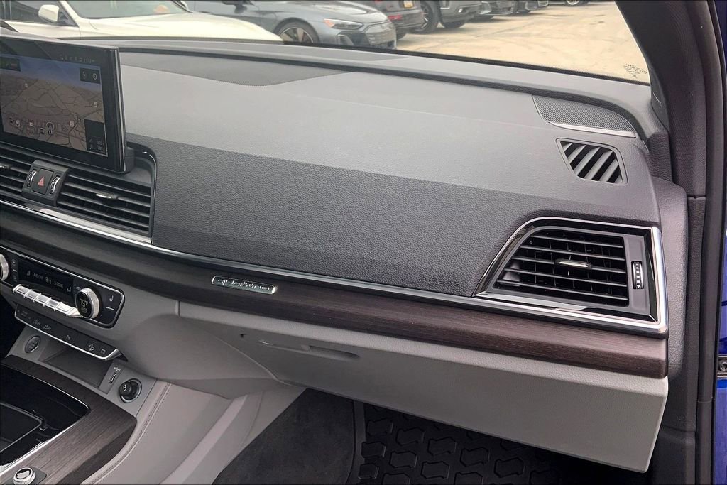 Used 2023 Audi Q5 2.0T Premium Plus w/ Premium Plus Package image 19