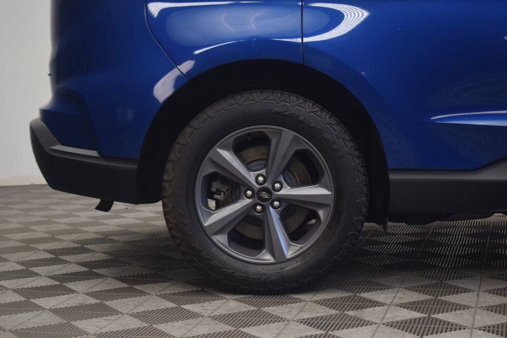 Used 2022 Ford Edge SEL w/ Sport Appearance Package AWD/4WD image 26
