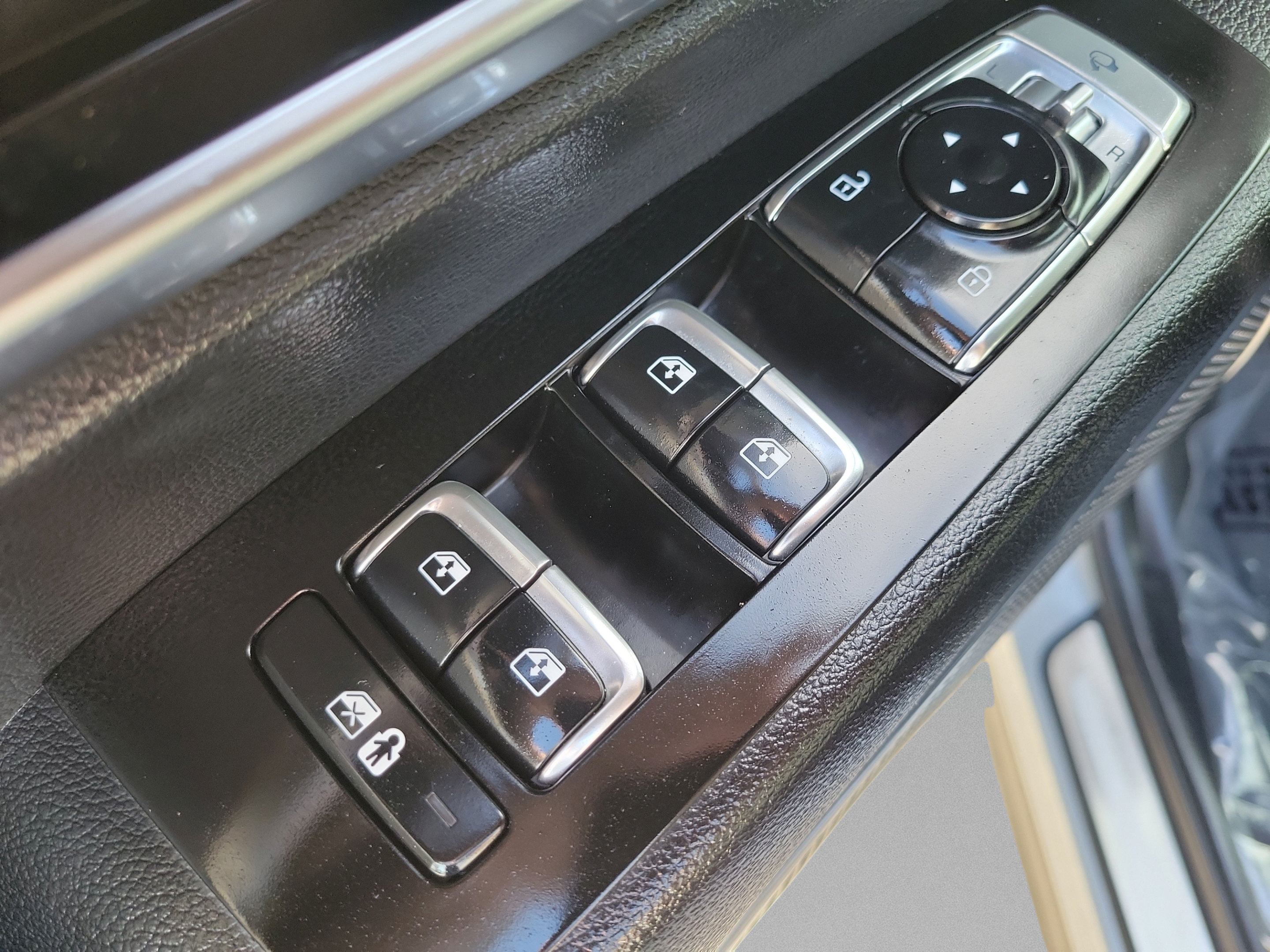 Certified 2023 Kia Telluride SX X-Line AWD/4WD image 14