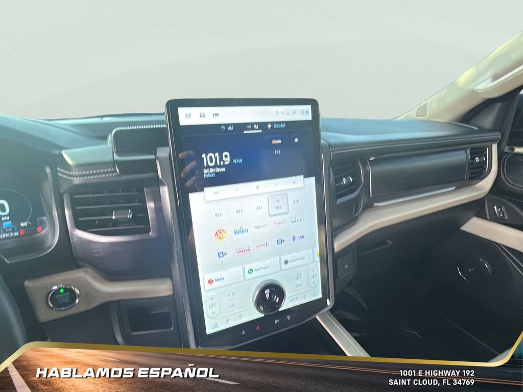 Used 2022 Ford Expedition Platinum image 17