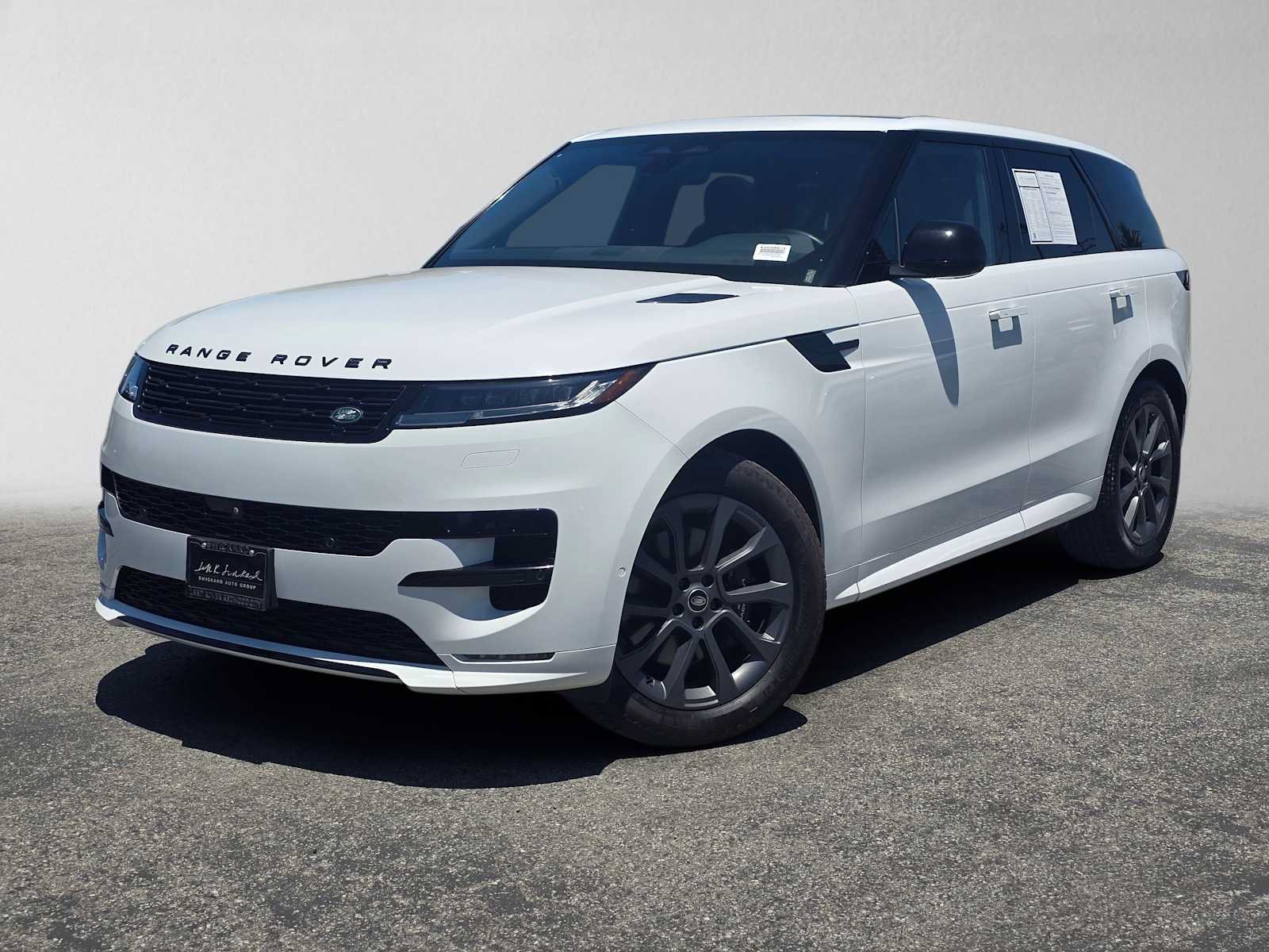 Used 2024 Land Rover Range Rover Sport Dynamic SE AWD/4WD image 1