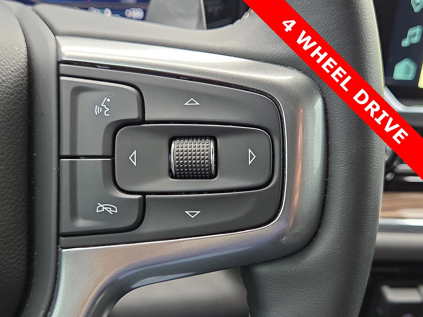 Used 2024 Chevrolet Silverado 1500 LT Trail Boss w/ LT Trail Boss Premium Package image 22