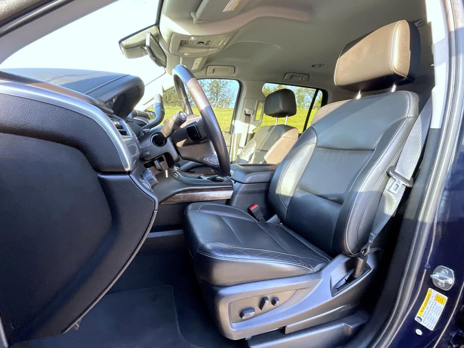 Used 2020 Chevrolet Tahoe LT AWD/4WD image 11