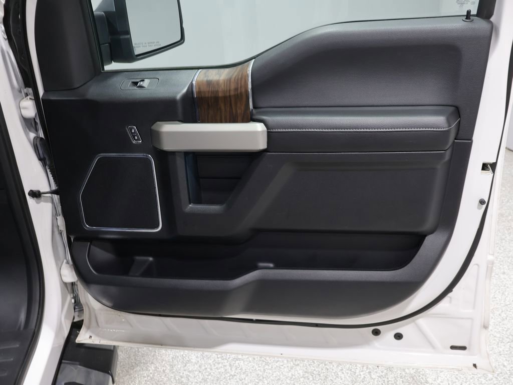 Used 2018 Ford F150 Lariat w/ Equipment Group 502A Luxury AWD/4WD image 23