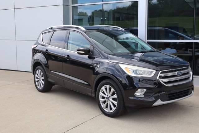 Used 2017 Ford Escape Titanium FWD image 2
