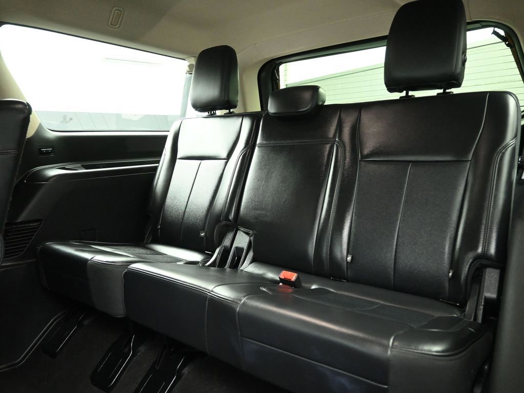 Certified 2024 Ford Expedition Max XLT image 21