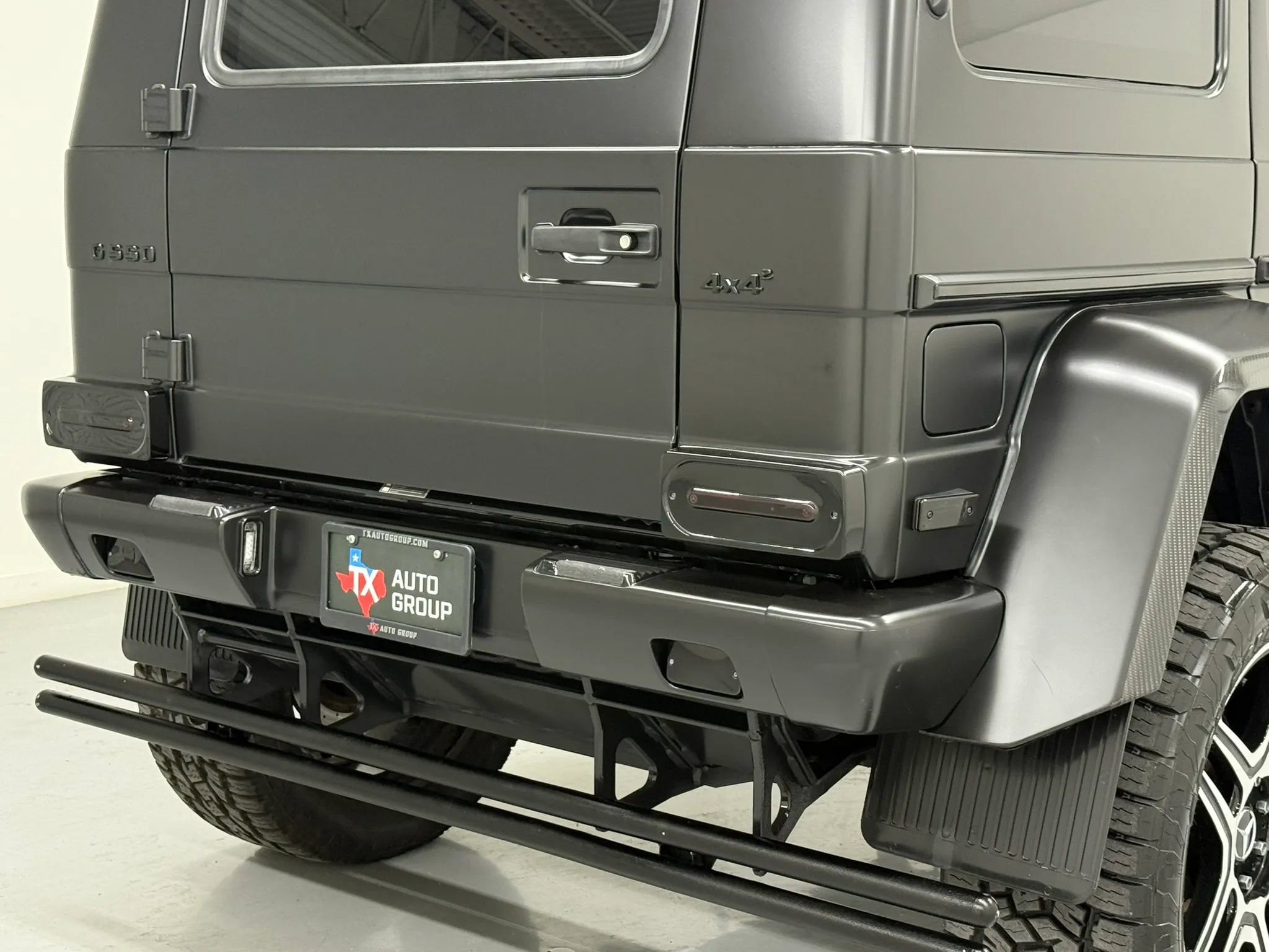 Used 2018 Mercedes-Benz G 550 Squared image 17