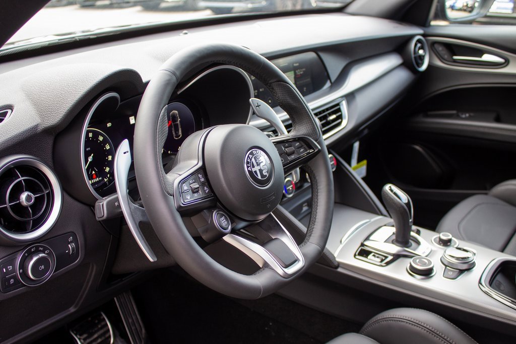 New 2025 Alfa Romeo Stelvio Sprint w/ Veloce Package image 11