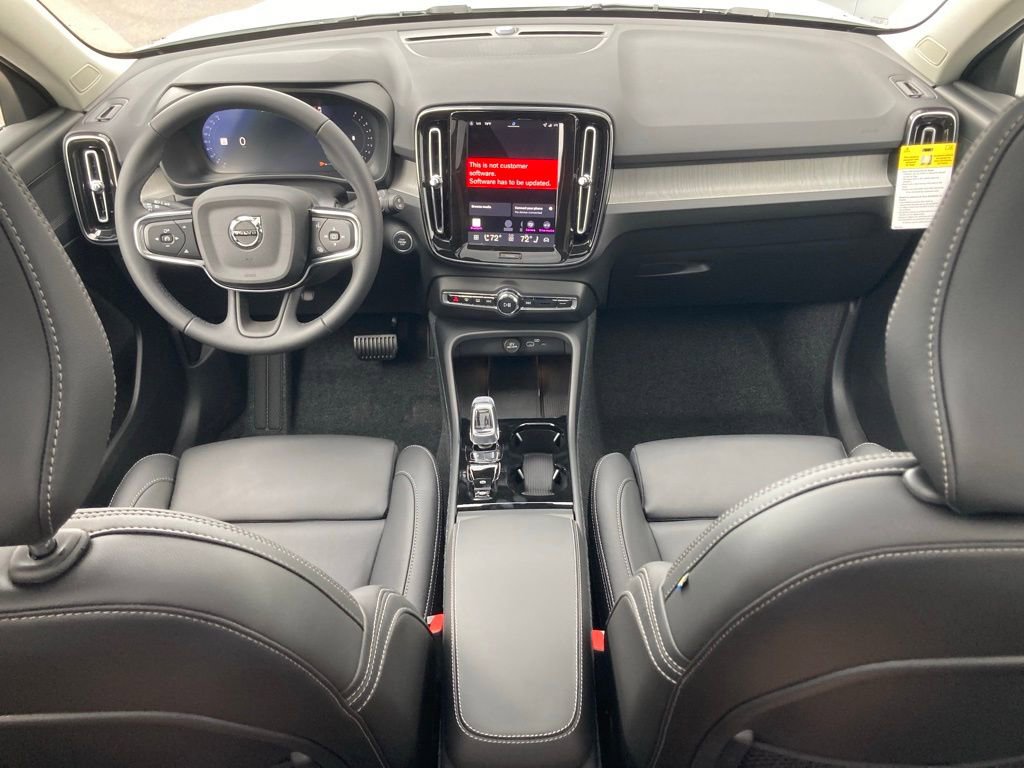 Certified 2026 Volvo XC40 B5 Plus w/ Protection Package Premier image 10