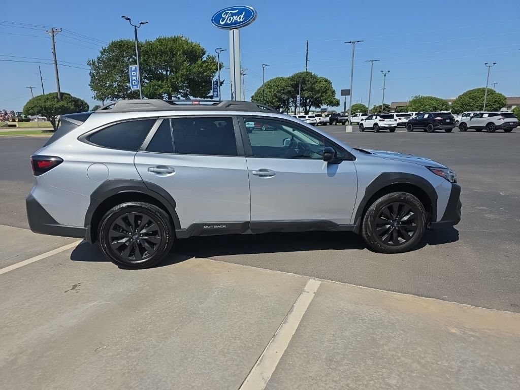 Used 2023 Subaru Outback Onyx Edition XT AWD/4WD image 8