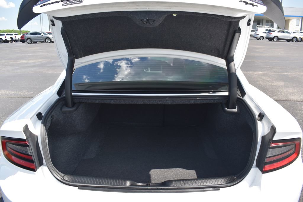 Used 2023 Dodge Charger R/T w/ Blacktop Package RWD image 11
