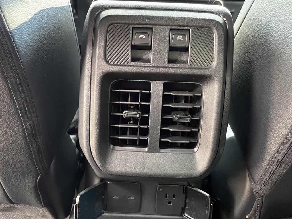 Used 2026 Ford Bronco Outer Banks AWD/4WD image 22