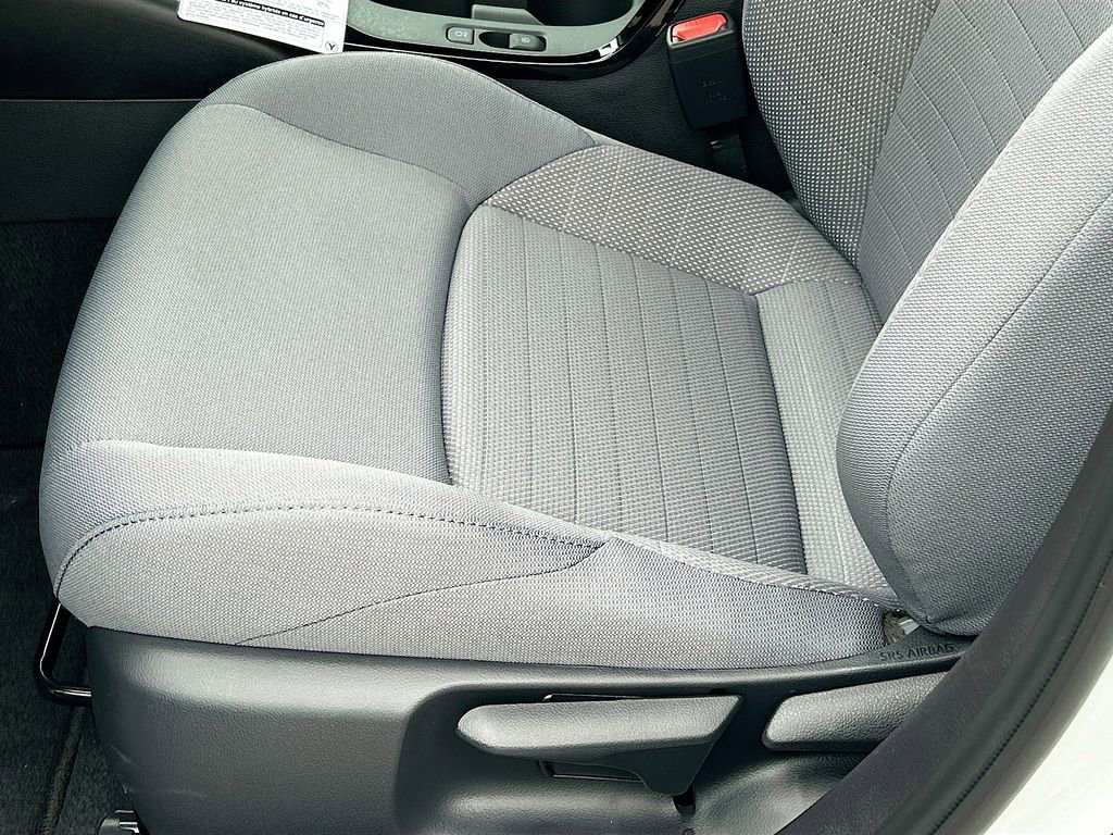 New 2025 Toyota Corolla SE FWD image 19