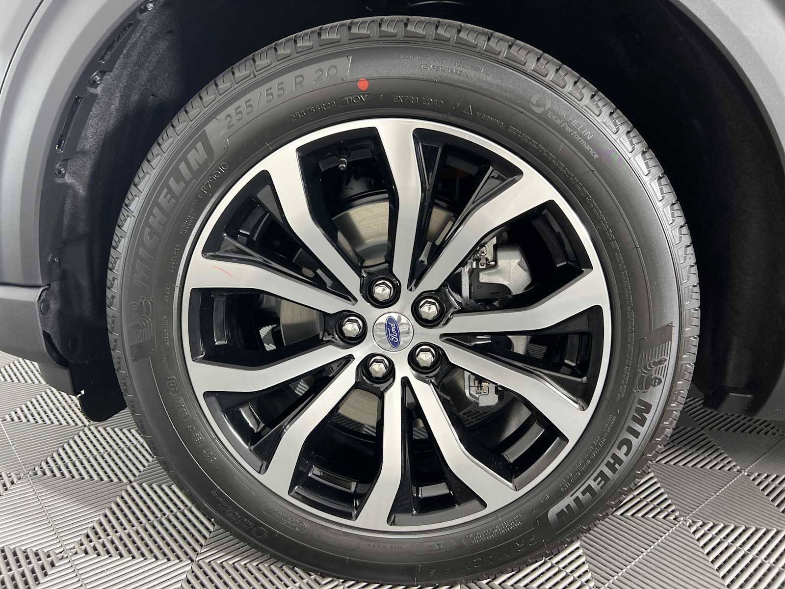New 2026 Ford Explorer ST-Line RWD image 10