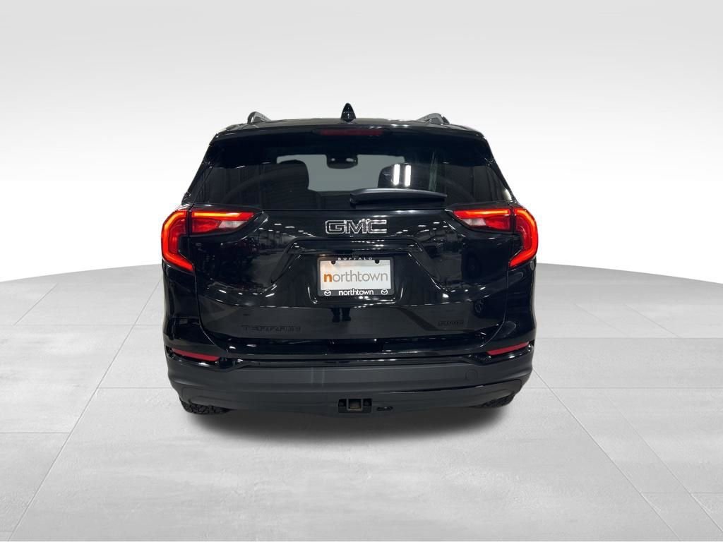Used 2020 GMC Terrain SLE w/ Driver Convenience Package image 10
