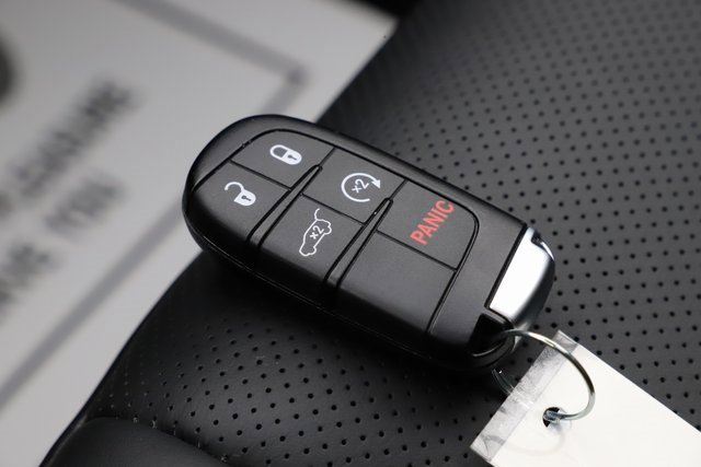 Used 2025 Dodge Durango GT image 37