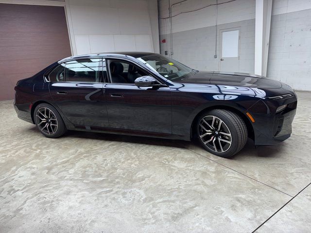 Used 2026 BMW 760i xDrive image 6